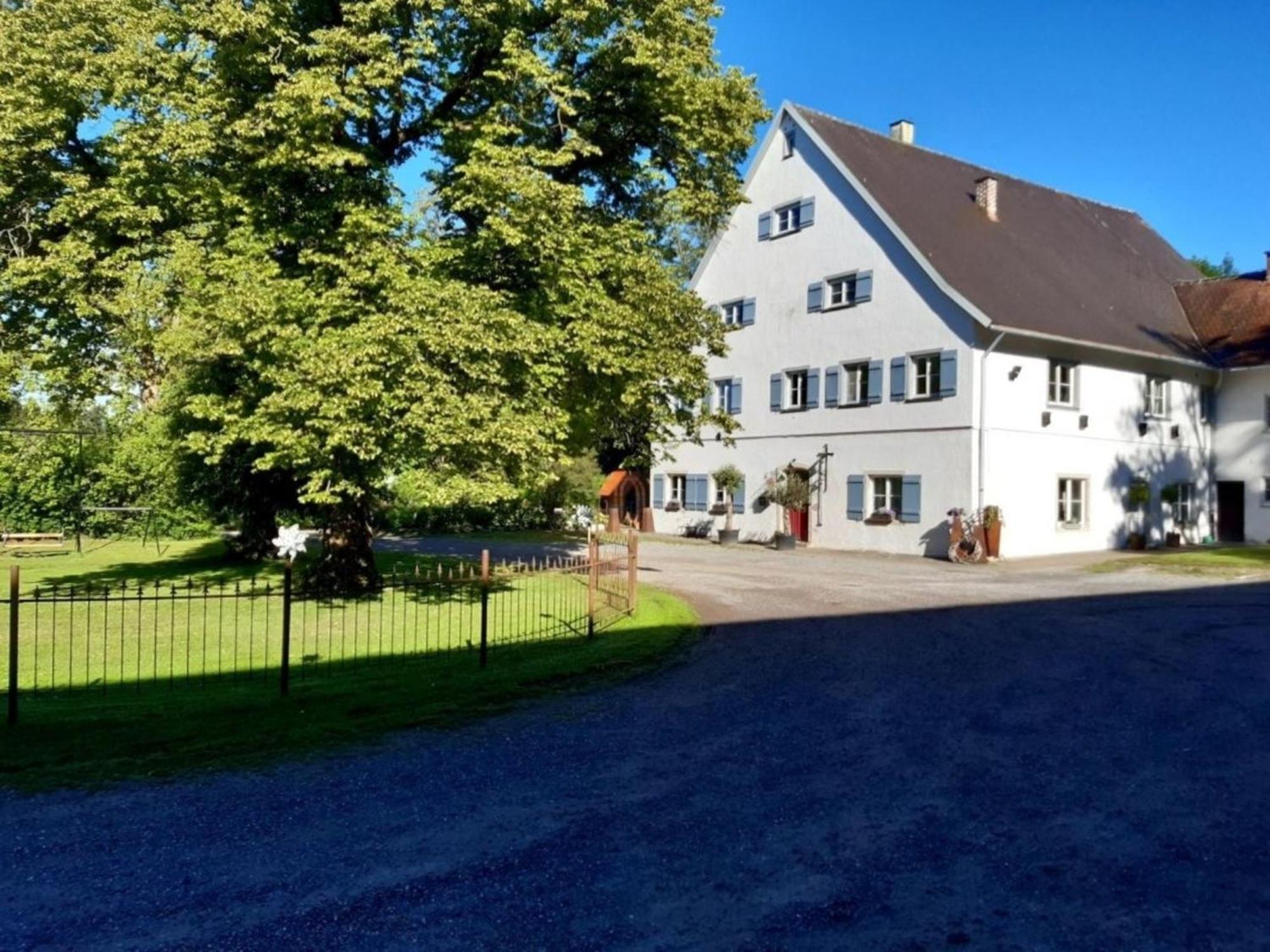 Roesslerhof Ferienwohnung Roesslerweiher Schlier エクステリア 写真